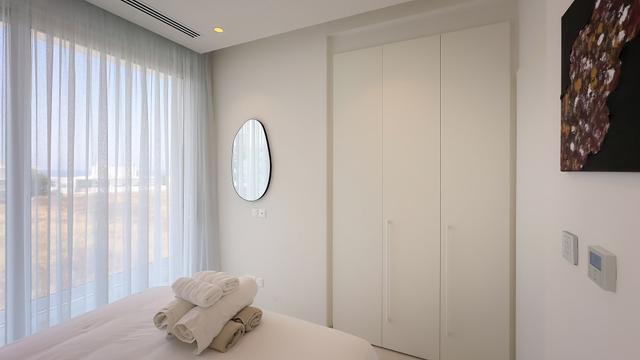 New 4-bedroom villa in Famagusta № 152556: https://dom.com.cy/en/catalog/sale/152556/ (dom.com.cy)
