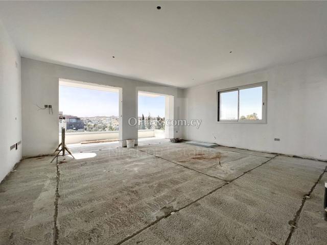 Modern 2 bedroom Penthouse with Roof Garden in Latsia: https://www.offer.com.cy/en/modern-2-bedroom-penthouse-with-roof-garden-in-latsia/21-762162/ (www.offer.com.cy)