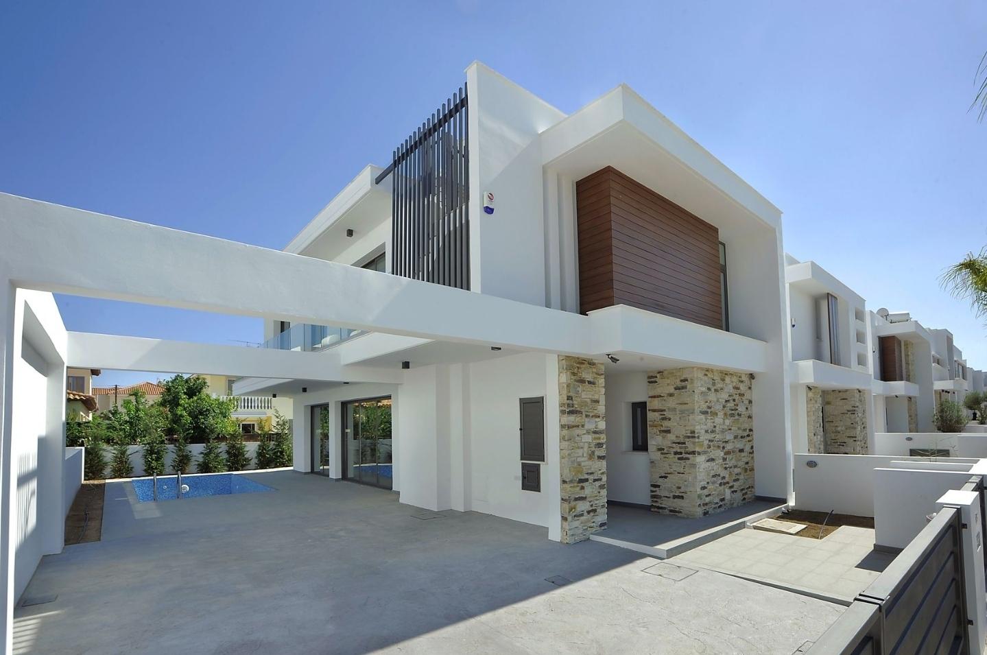 New 5-bedroom villa in Larnaca № 153311: https://dom.com.cy/en/catalog/sale/153311/ (dom.com.cy)