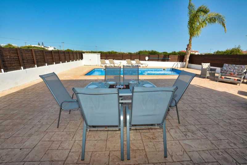 Nissi villa ourania: https://www.bazaraki.com/adv/5793993_nissi-villa-ourania (www.bazaraki.com)