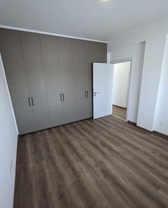 3-bedroom apartment to rent: https://www.bazaraki.com/adv/5795219_3-bedroom-apartment-to-rent (www.bazaraki.com)