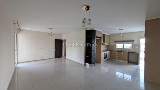 Three Bedroom Apartment Kato Polemidia Limassol: https://www.offer.com.cy/en/three-bedroom-apartment-kato-polemidia-limassol/21-816324/ (www.offer.com.cy)