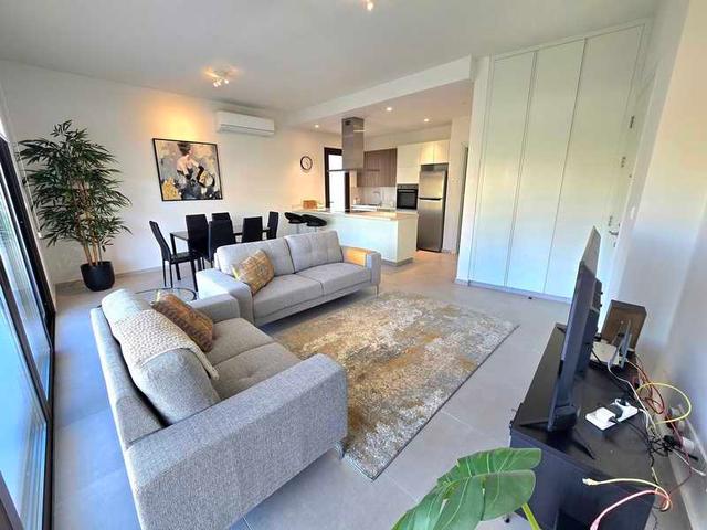 2-bedroom apartment to rent: https://www.bazaraki.com/adv/5790563_2-bedroom-apartment-to-rent (www.bazaraki.com)