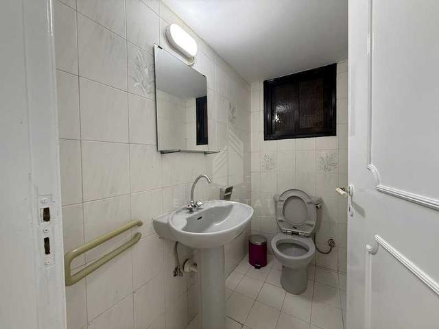 3-bedroom apartment to rent: https://www.bazaraki.com/adv/5787025_3-bedroom-apartment-to-rent (www.bazaraki.com)