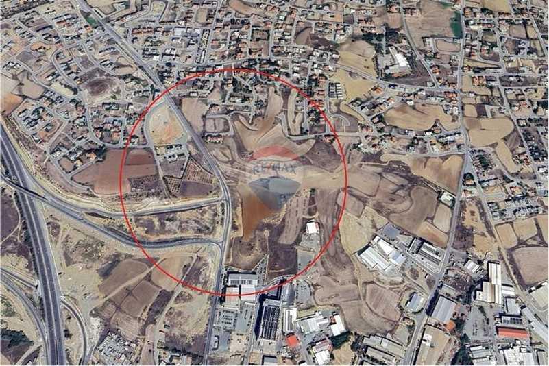 Residential land 4519 m²: https://www.bazaraki.com/adv/5787668_residential-land-4519-m2 (www.bazaraki.com)