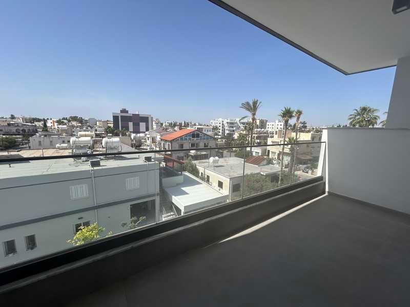 2-bedroom apartment to rent: https://www.bazaraki.com/adv/5794706_2-bedroom-apartment-to-rent (www.bazaraki.com)