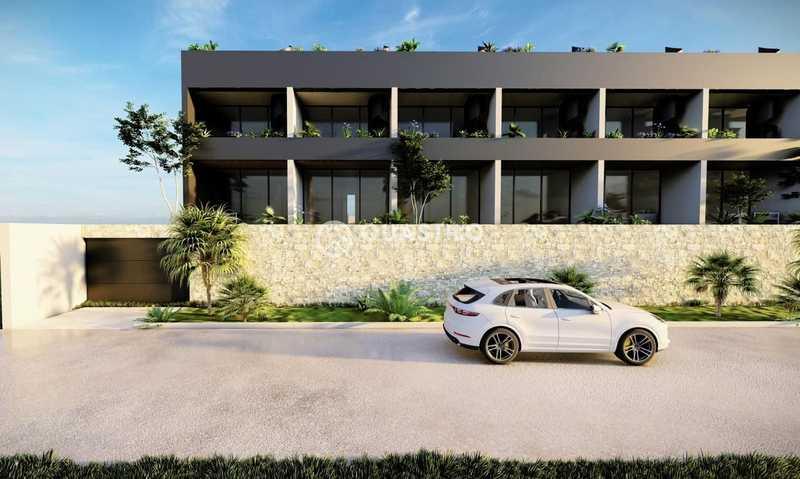 Residential land 2501 m²: https://www.bazaraki.com/adv/5797844_residential-land-2501-m2 (www.bazaraki.com)