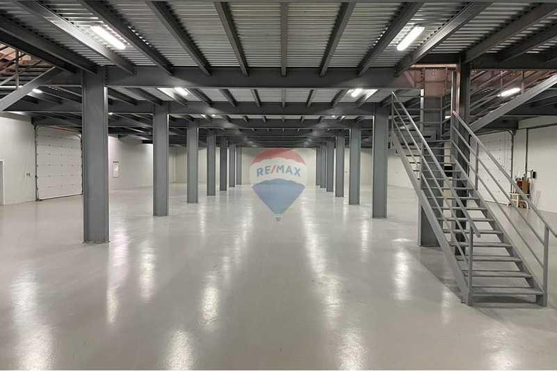 Prime industrial warehouse in aradippou: https://www.bazaraki.com/adv/5789318_prime-industrial-warehouse-in-aradippou (www.bazaraki.com)