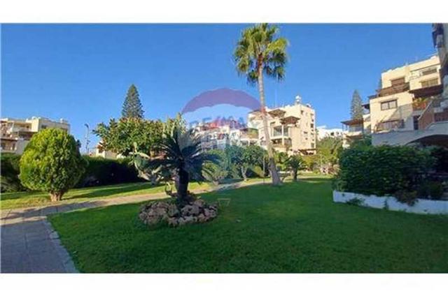 2-bedroom apartment to rent: https://www.bazaraki.com/adv/5787670_2-bedroom-apartment-to-rent (www.bazaraki.com)