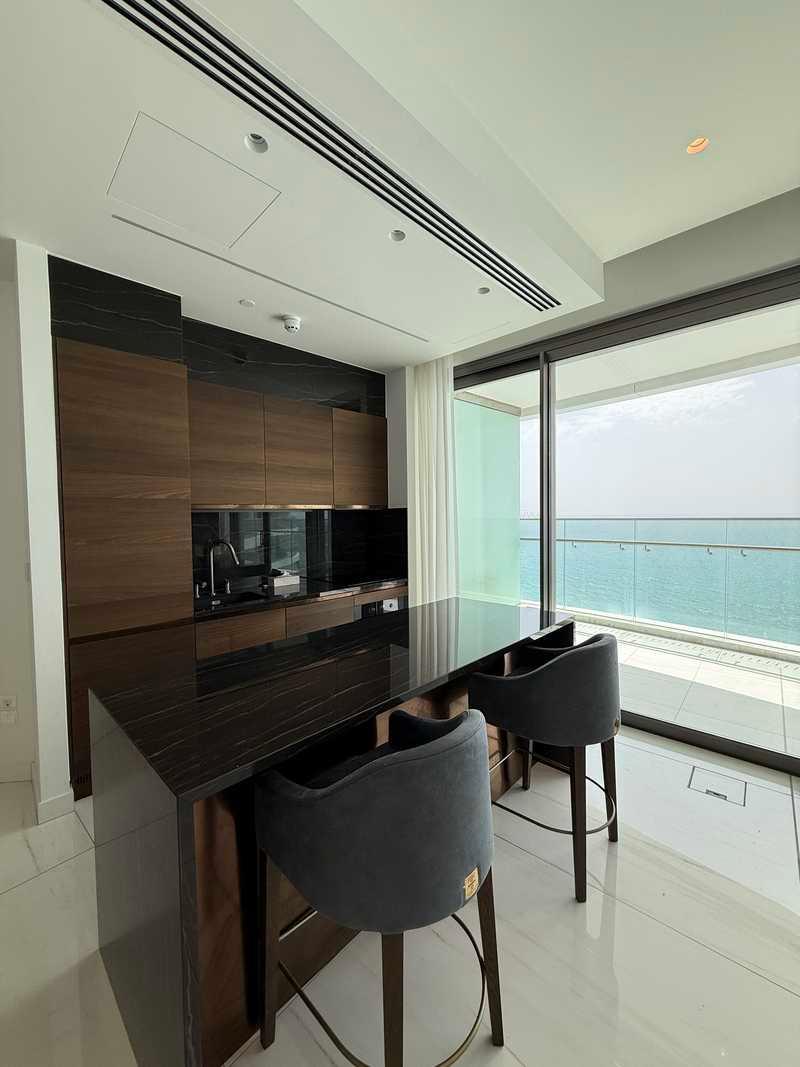 3-bedroom apartment to rent: https://www.bazaraki.com/adv/5739088_3-bedroom-apartment-to-rent (www.bazaraki.com)