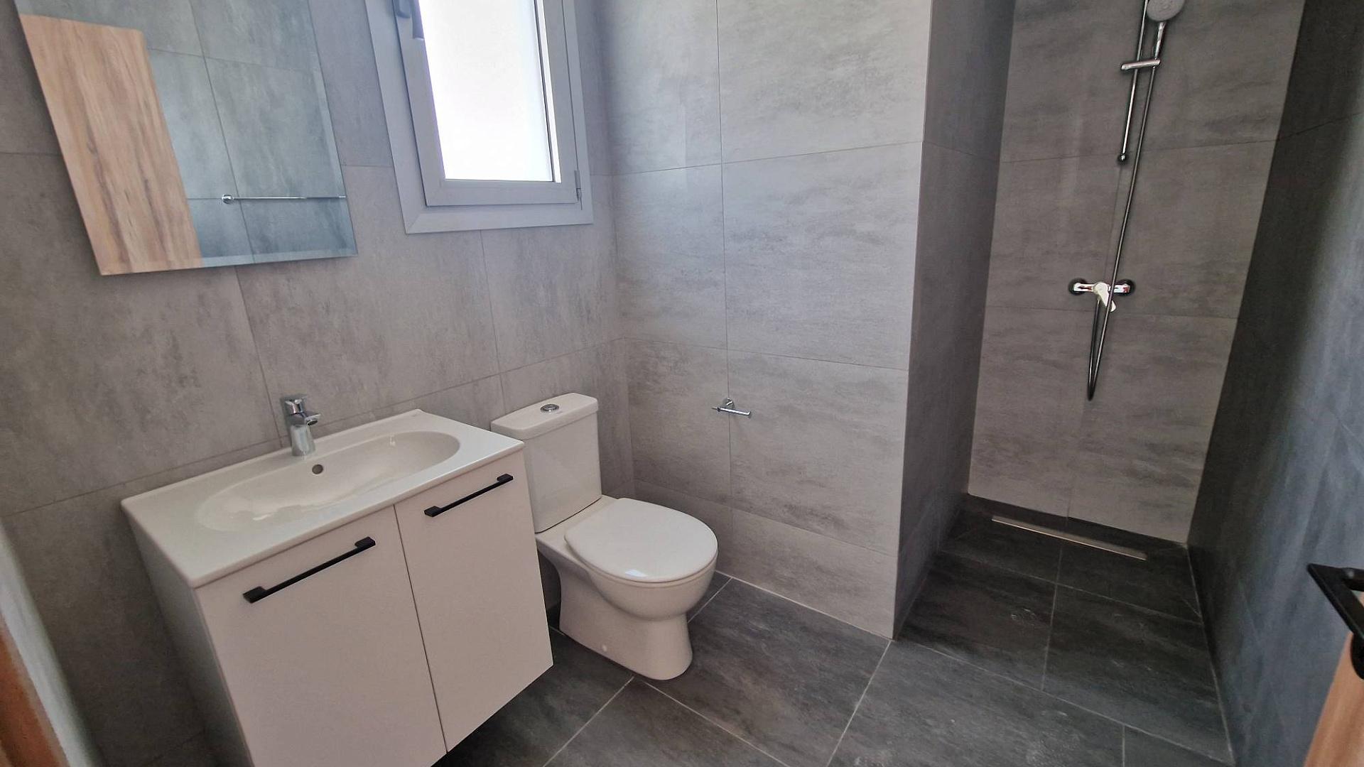 New 2-bedroom flat in Larnaca № 153915: https://dom.com.cy/en/catalog/sale/153915/ (dom.com.cy)