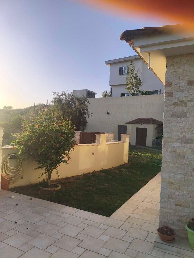 5-bedroom detached house for sale: https://www.bazaraki.com/adv/5792757_5-bedroom-detached-house-for-sale (www.bazaraki.com)