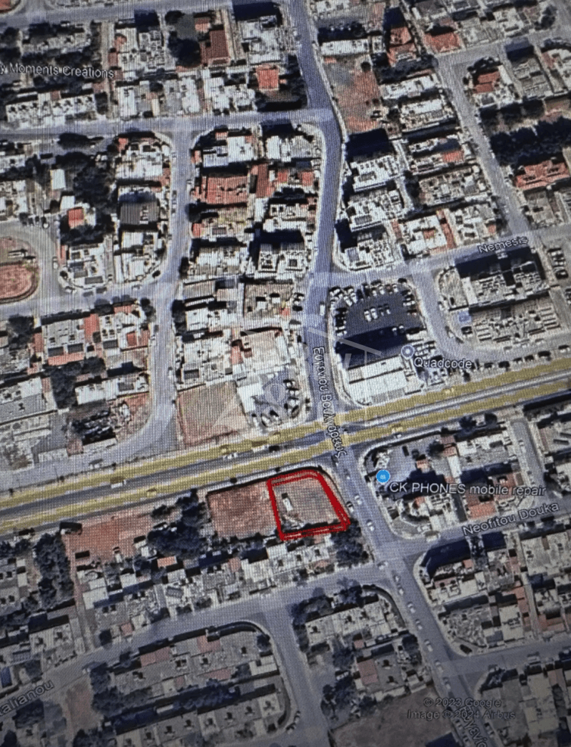 Commercial land 563 m²: https://www.bazaraki.com/adv/5765580_commercial-land-563-m2 (www.bazaraki.com)