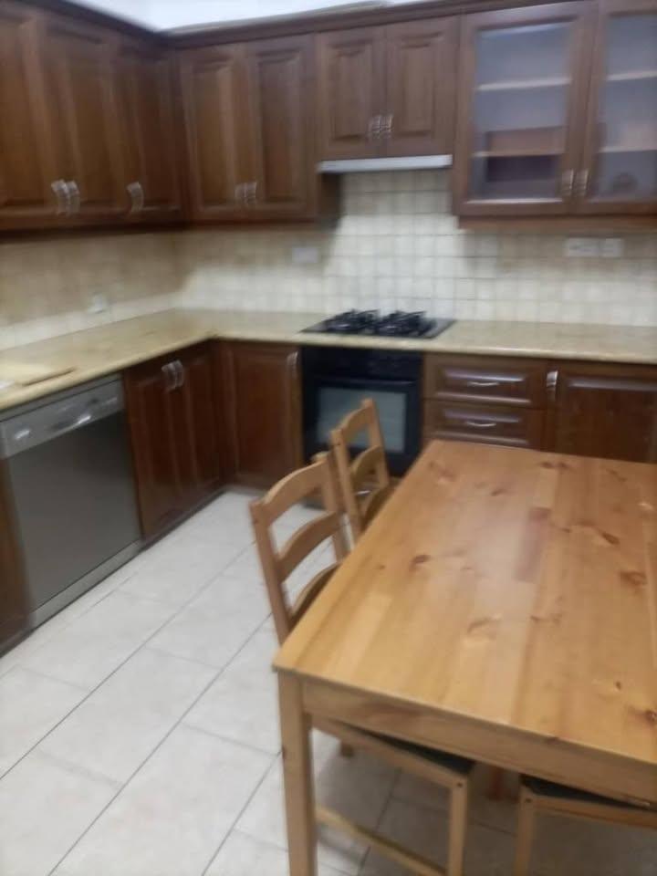 3 bedroom ground floor house for rent: https://www.facebook.com/marketplace/item/1780053026258127 (www.facebook.com)