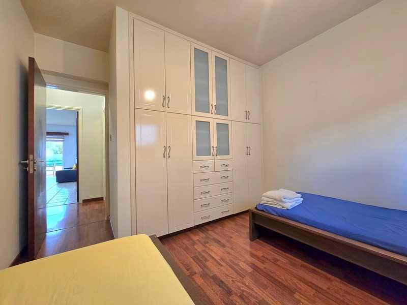 2-bedroom apartment to rent: https://www.bazaraki.com/adv/5796379_2-bedroom-apartment-to-rent (www.bazaraki.com)