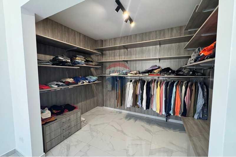 3-bedroom detached house for sale: https://www.bazaraki.com/adv/5789326_3-bedroom-detached-house-for-sale (www.bazaraki.com)