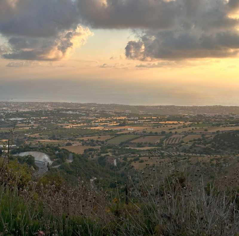 Residential land 744 m²: https://www.bazaraki.com/adv/5795964_residential-land-744-m2 (www.bazaraki.com)