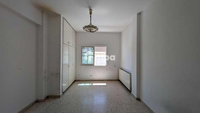 Three-storey building, located in kaimakli, nicosia: https://www.bazaraki.com/adv/5791894_three-storey-building-located-in-kaimakli-nicosia (www.bazaraki.com)