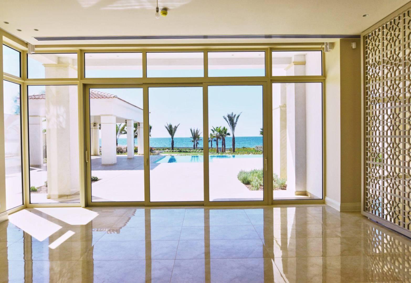 New 7-bedroom villa in Larnaca № 153410: https://dom.com.cy/en/catalog/sale/153410/ (dom.com.cy)