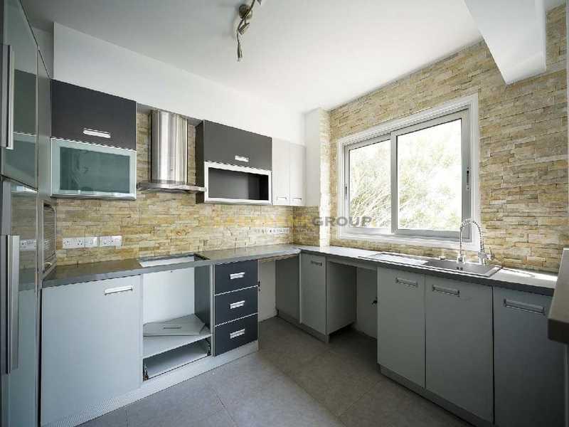 3-bedroom apartment for sale: https://www.bazaraki.com/adv/5786702_3-bedroom-apartment-for-sale (www.bazaraki.com)
