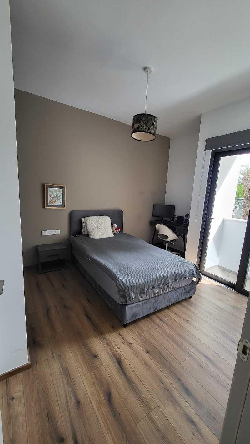 2-bedroom apartment to rent: https://www.bazaraki.com/adv/5765832_2-bedroom-apartment-to-rent (www.bazaraki.com)
