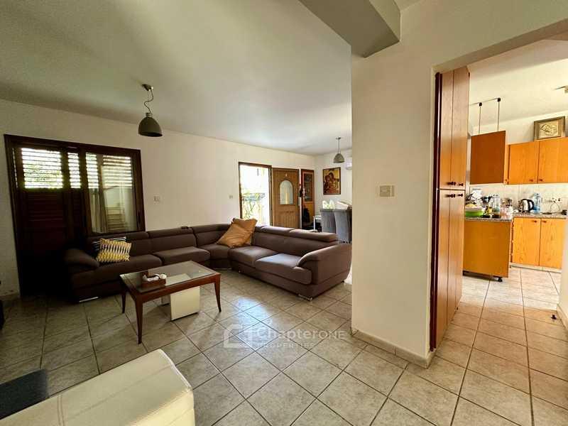3-bedroom semi-detached for sale: https://www.bazaraki.com/adv/5796307_3-bedroom-semi-detached-for-sale (www.bazaraki.com)