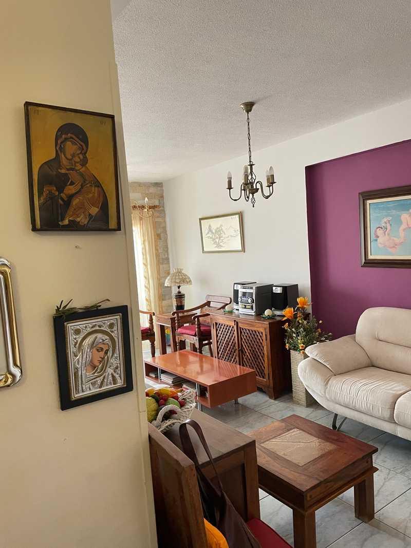 Cozy room in the city center: https://www.bazaraki.com/adv/5793054_cozy-room-for-rent-in-the-city-center (www.bazaraki.com)