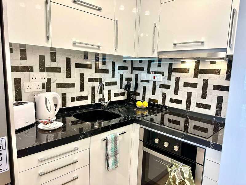 2 bedroom apartment in the heart of ayia napa: https://www.bazaraki.com/adv/5799589_2-bedroom-apartment-in-the-heart-of-ayia-napa (www.bazaraki.com)