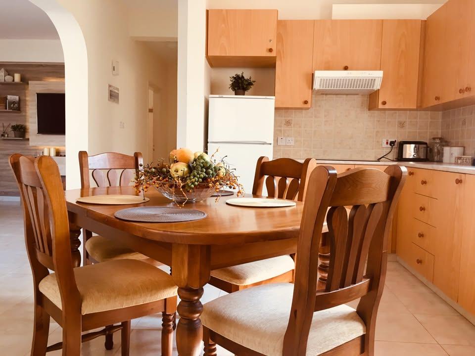 2 Beds 2 Baths Apartment/condo: https://www.facebook.com/marketplace/item/1591503301806700 (www.facebook.com)
