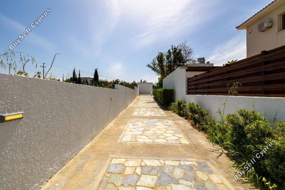 5 Bedroom Detached house for sale in Kissonerga, Paphos: https://www.buysellcyprus.com/property-for-sale/paphos/kissonerga/5-bed-detached-house-for-sale-kissonerga-paphos-1796523.html (www.buysellcyprus.com)