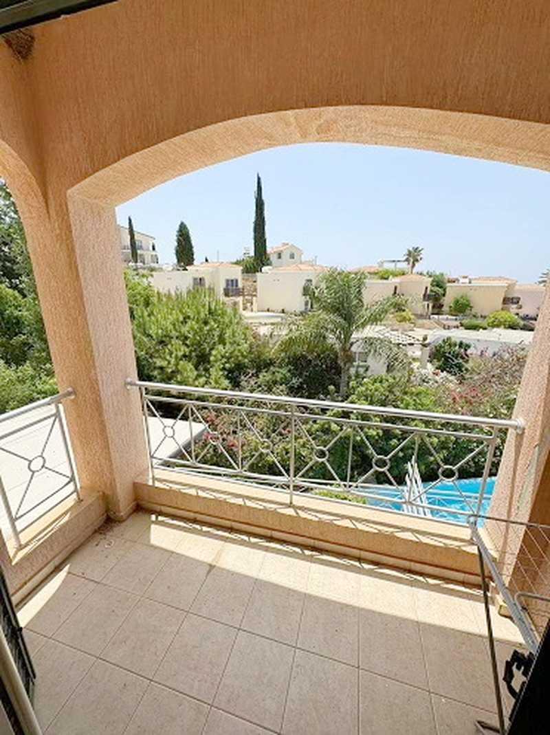 2-bedroom semi-detached for sale: https://www.bazaraki.com/adv/5797575_2-bedroom-semi-detached-for-sale (www.bazaraki.com)