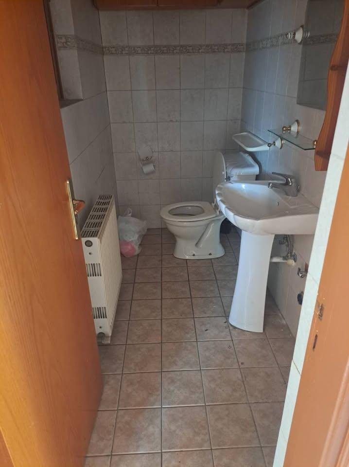 House for sale Latsia: https://www.facebook.com/marketplace/item/523999637315895 (www.facebook.com)