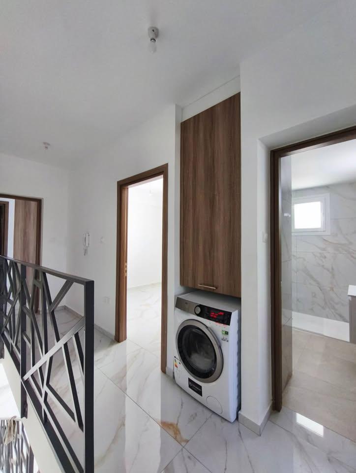 3 Bedroom Semi Detached House (All Bills Included): https://www.facebook.com/marketplace/item/29604228602558433 (www.facebook.com)