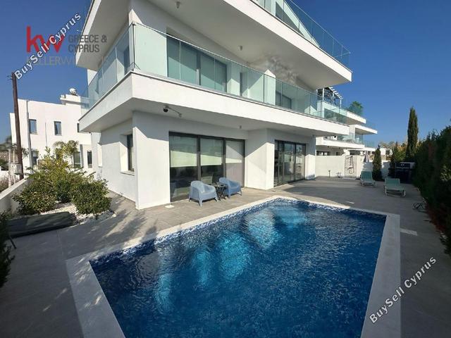4 Bedroom Detached house to rent in Livadia Larnacas, Larnaca: https://www.buysellcyprus.com/property-for-rent/larnaca/livadia-larnacas/4-bed-detached-house-to-rent-livadia-larnacas-larnaca-1800360.html (www.buysellcyprus.com)
