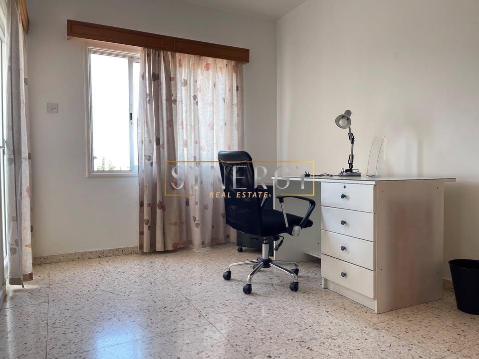 3 beds 1 bath Flat/apartment: https://www.facebook.com/marketplace/item/1659376661364362 (www.facebook.com)