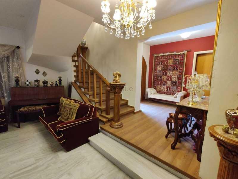 3-bedroom villa for sale: https://www.bazaraki.com/adv/5786806_3-bedroom-villa-for-sale (www.bazaraki.com)