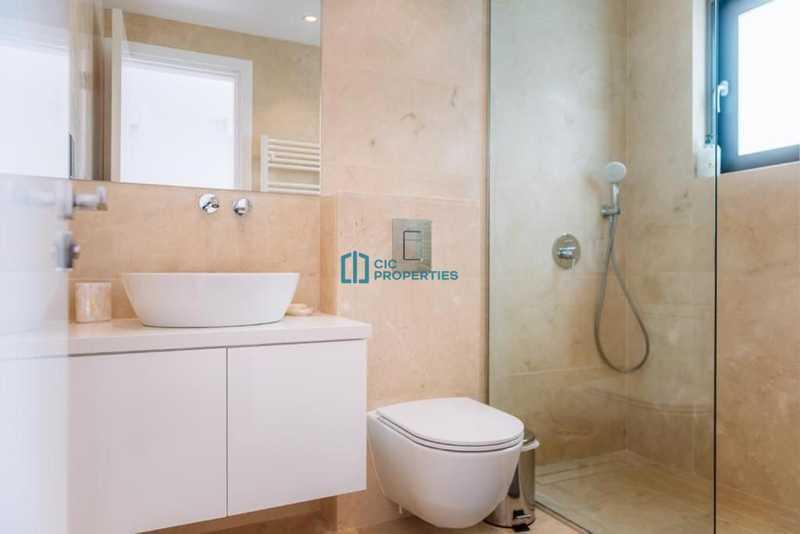 4-bedroom villa for sale: https://www.bazaraki.com/adv/5790827_4-bedroom-villa-for-sale (www.bazaraki.com)