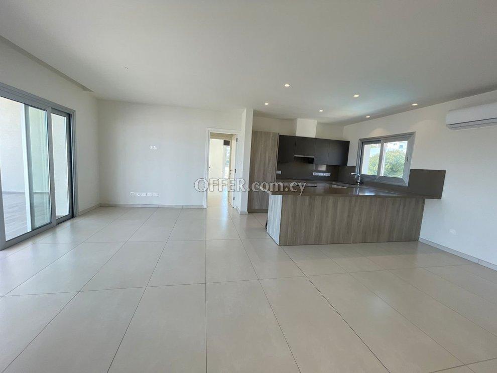 2 Bed Apartment for rent in Germasogeia, Limassol: https://www.offer.com.cy/en/2-bed-apartment-for-rent-in-germasogeia-limassol/21-816864/ (www.offer.com.cy)