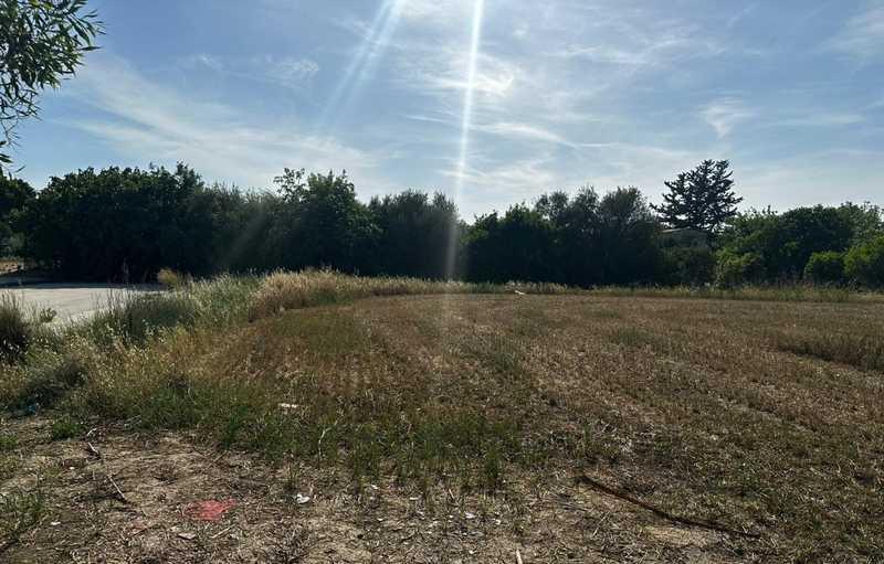 Residential land 545 m²: https://www.bazaraki.com/adv/5791122_residential-land-545-m2 (www.bazaraki.com)
