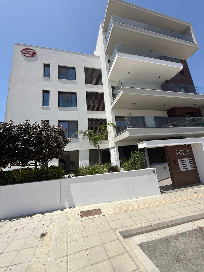 1-bedroom apartment to rent: https://www.bazaraki.com/adv/5796735_1-bedroom-apartment-to-rent (www.bazaraki.com)