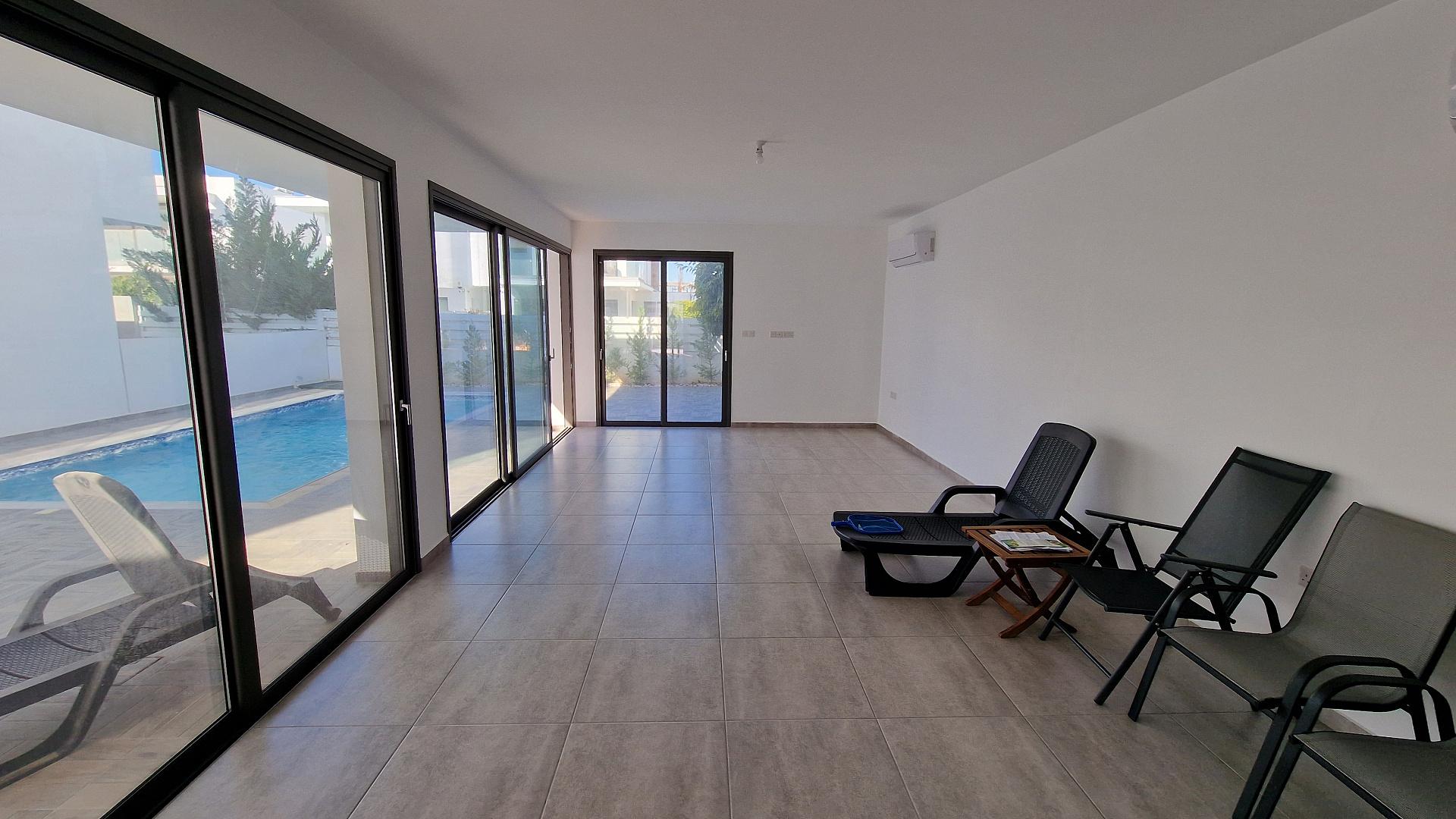 New 3-bedroom villa in Larnaca № 153330: https://dom.com.cy/en/catalog/sale/153330/ (dom.com.cy)