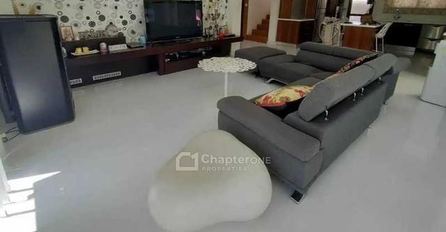3-bedroom villa for sale: https://www.bazaraki.com/adv/5797703_3-bedroom-villa-for-sale (www.bazaraki.com)