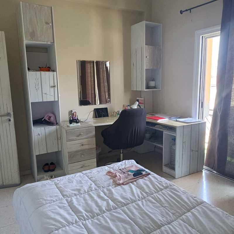 Flatmate, private room: https://www.bazaraki.com/adv/5786784_flatmate-privet-room (www.bazaraki.com)