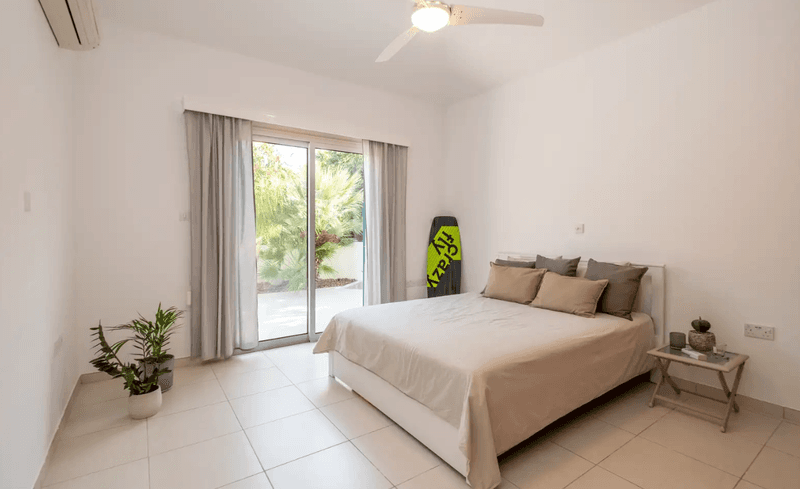 3-bedroom detached house for sale: https://www.bazaraki.com/adv/5793134_3-bedroom-detached-house-for-sale (www.bazaraki.com)