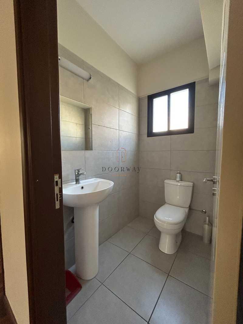 Office in mesa geitonia: https://www.bazaraki.com/adv/5796748_office-in-mesa-geitonia (www.bazaraki.com)