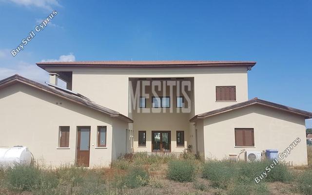 5 Bedroom Detached house for sale in Nisou, Nicosia: https://www.buysellcyprus.com/property-for-sale/nicosia/nisou/5-bed-detached-house-for-sale-nisou-nicosia-1796837.html (www.buysellcyprus.com)