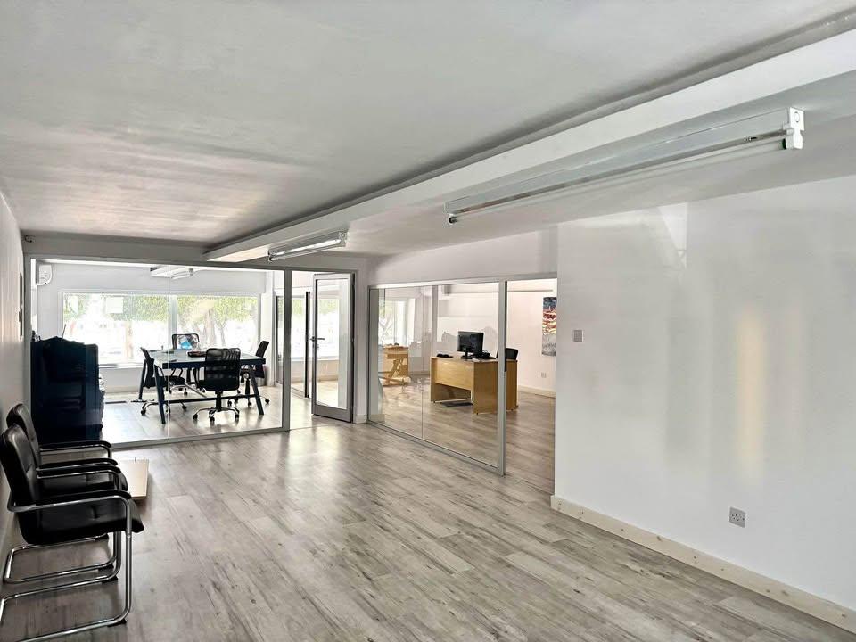 Office for Rent - downtown: https://www.facebook.com/marketplace/item/570287795576296 (www.facebook.com)