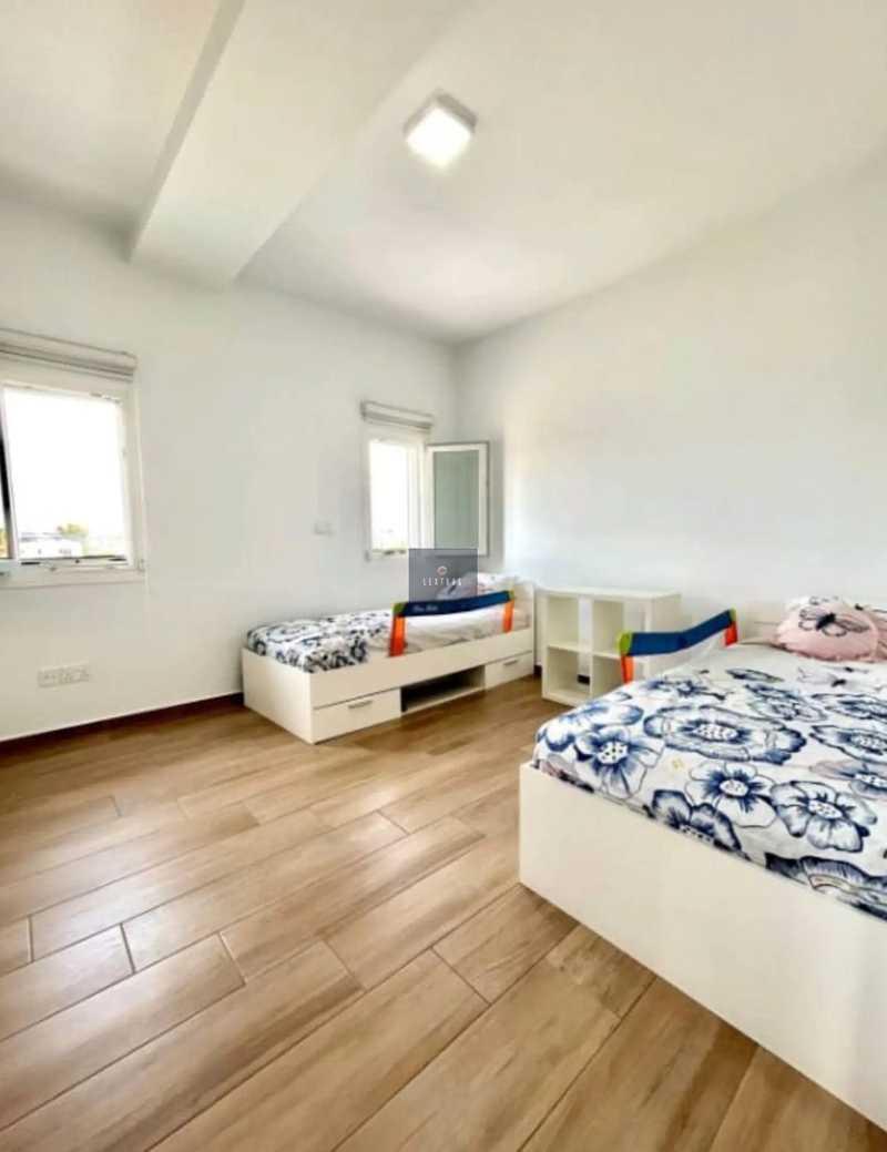 3-bedroom semi-detached for sale: https://www.bazaraki.com/adv/5799734_3-bedroom-semi-detached-for-sale (www.bazaraki.com)