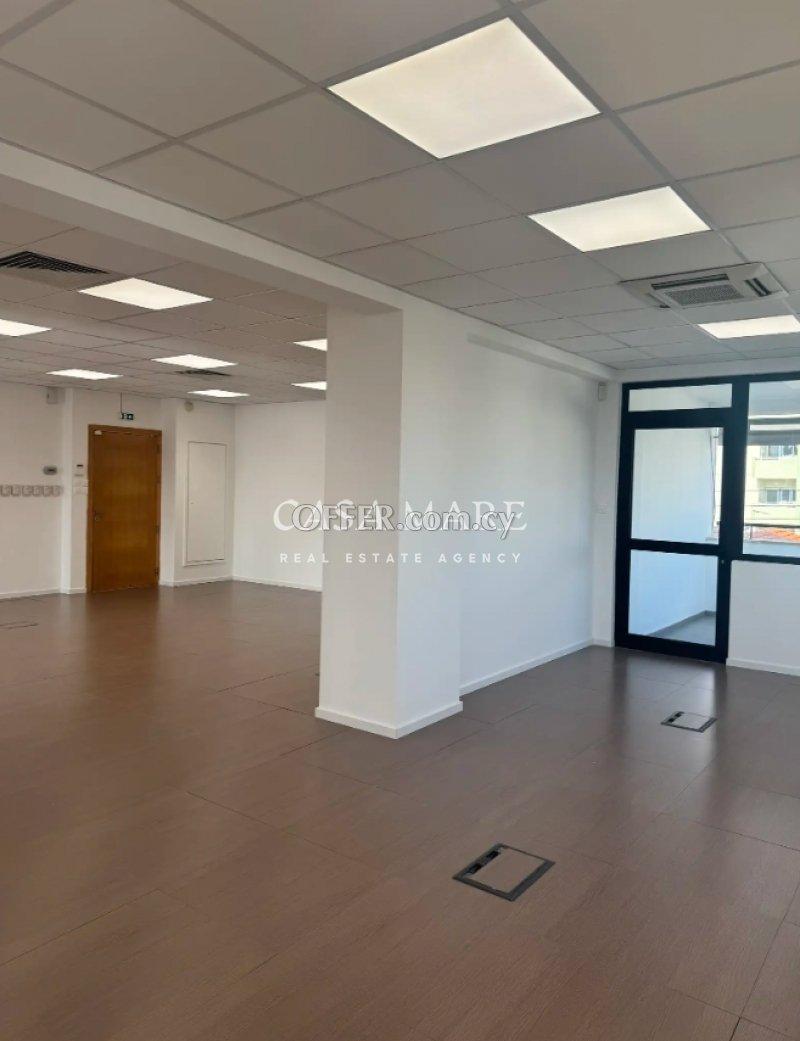 3 bedrooms Office in Strovolos: https://www.offer.com.cy/en/3-bedrooms-office-in-strovolos/21-816635/ (www.offer.com.cy)
