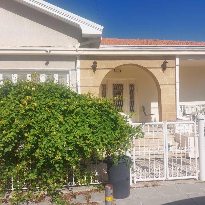 4-bedroom villa for sale: https://www.bazaraki.com/adv/5786941_4-bedroom-villa-for-sale (www.bazaraki.com)